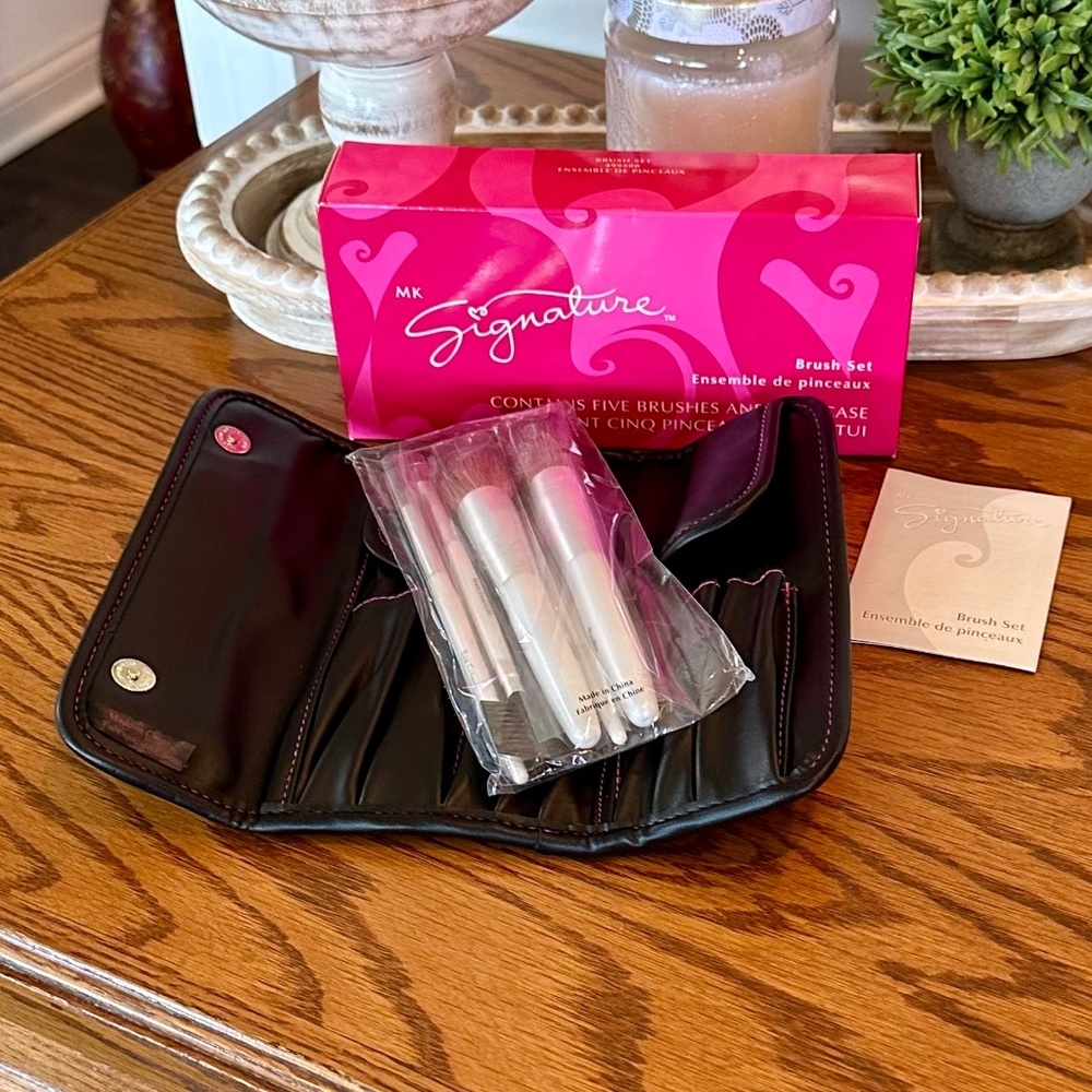 Mary Kay Signature 5 Brush Set